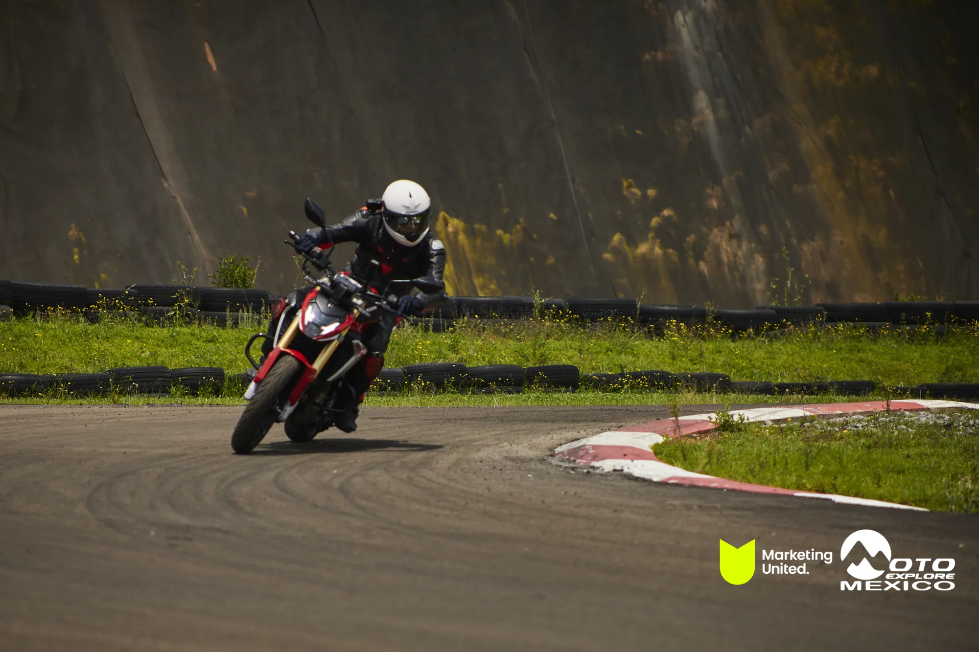 HUNK TRACKDAY 355